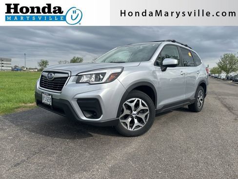 Used 2019 Subaru Forester Premium w/ All-Weather Package image 1