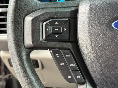 Used 2020 Ford F150 XLT RWD image 24