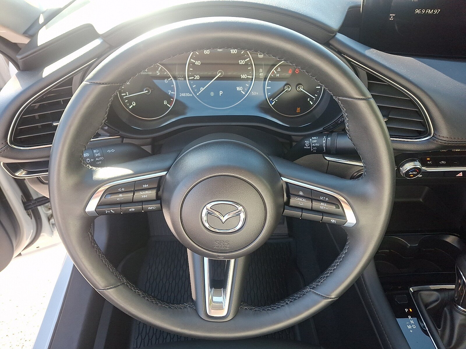 Used 2024 MAZDA MAZDA3 s FWD image 19