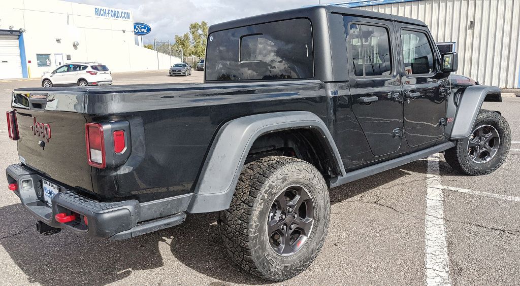 Used 2023 Jeep Gladiator Rubicon w/ Cold Weather Group AWD/4WD image 3