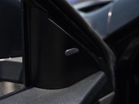 Used 2020 Nissan Rogue SV FWD image 9