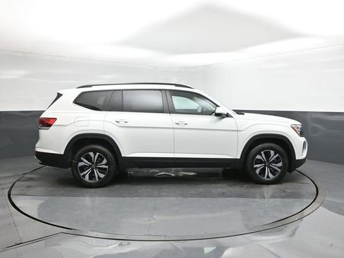 New 2026 Volkswagen Atlas SE FWD image 26