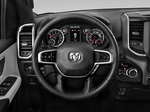 Used 2022 RAM 1500 Big Horn AWD/4WD image 8