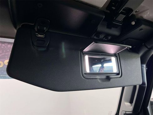 Used 2022 Jeep Wrangler Unlimited Sport image 32