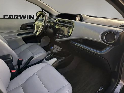 Used 2012 Toyota Prius C Three FWD image 18