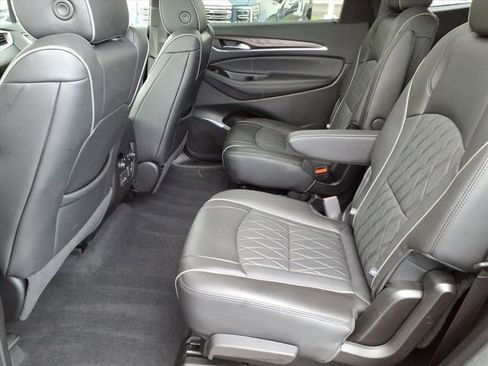Used 2023 Buick Enclave Avenir w/ Trailering Package, 5000 lbs. AWD/4WD image 7