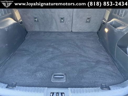 Used 2018 Ford Edge SE image 9