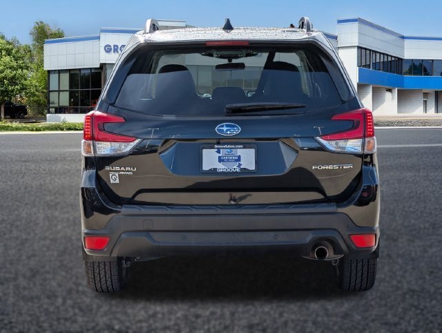 Certified 2023 Subaru Forester Limited AWD/4WD image 4