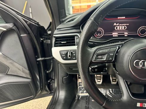 Used 2017 Audi A4 2.0T Premium Plus w/ Premium Plus Package image 27