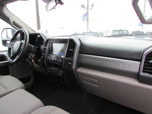 Used 2022 Ford F250 XLT image 20