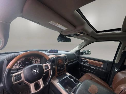 Used 2014 RAM 2500 Longhorn w/ Convenience Group AWD/4WD image 13