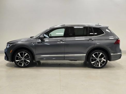 Used 2024 Volkswagen Tiguan SEL R-Line AWD/4WD image 3
