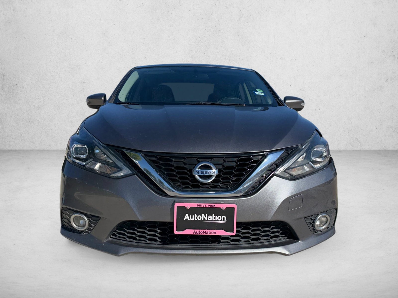 Used 2016 Nissan Sentra SR FWD image 2