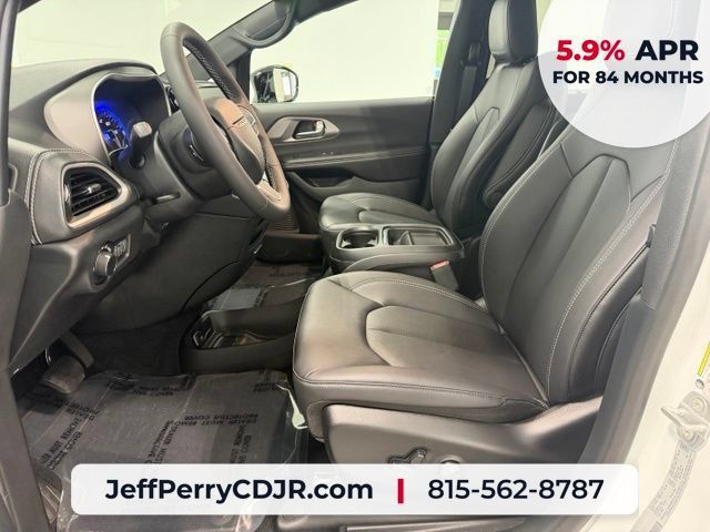 New 2027 Chrysler Pacifica Select AWD/4WD image 10