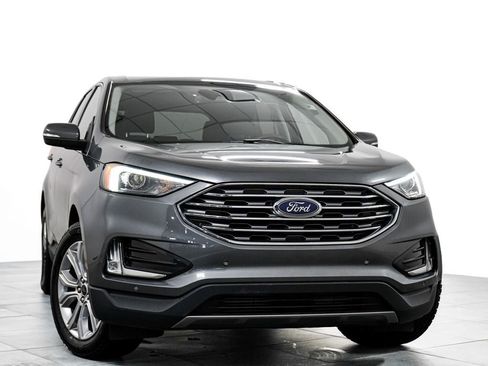 Certified 2024 Ford Edge Titanium AWD/4WD image 3