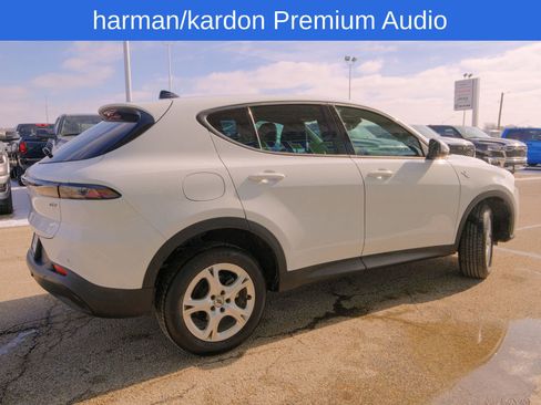 Used 2024 Dodge Hornet GT image 9