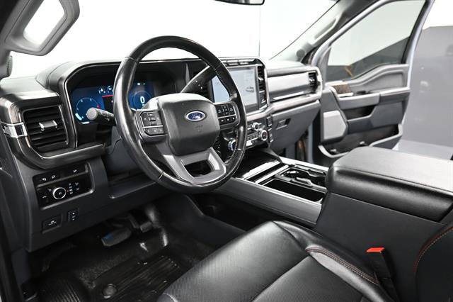 Used 2024 Ford F350 Lariat AWD/4WD image 9