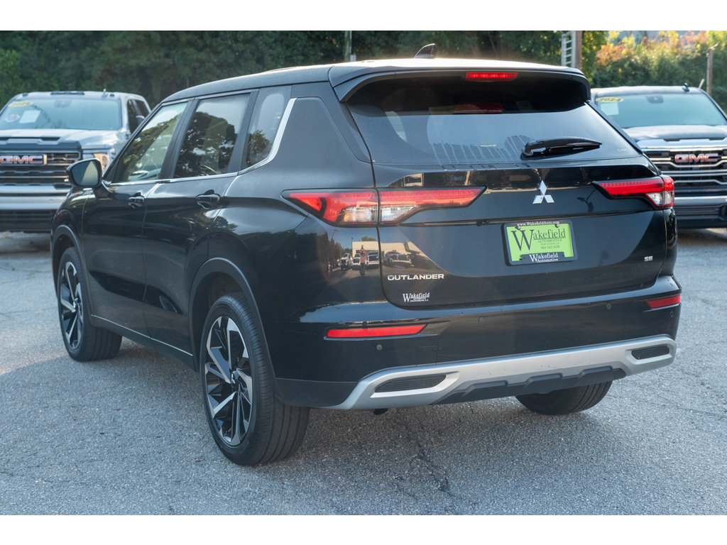 Used 2024 Mitsubishi Outlander SE AWD/4WD image 6