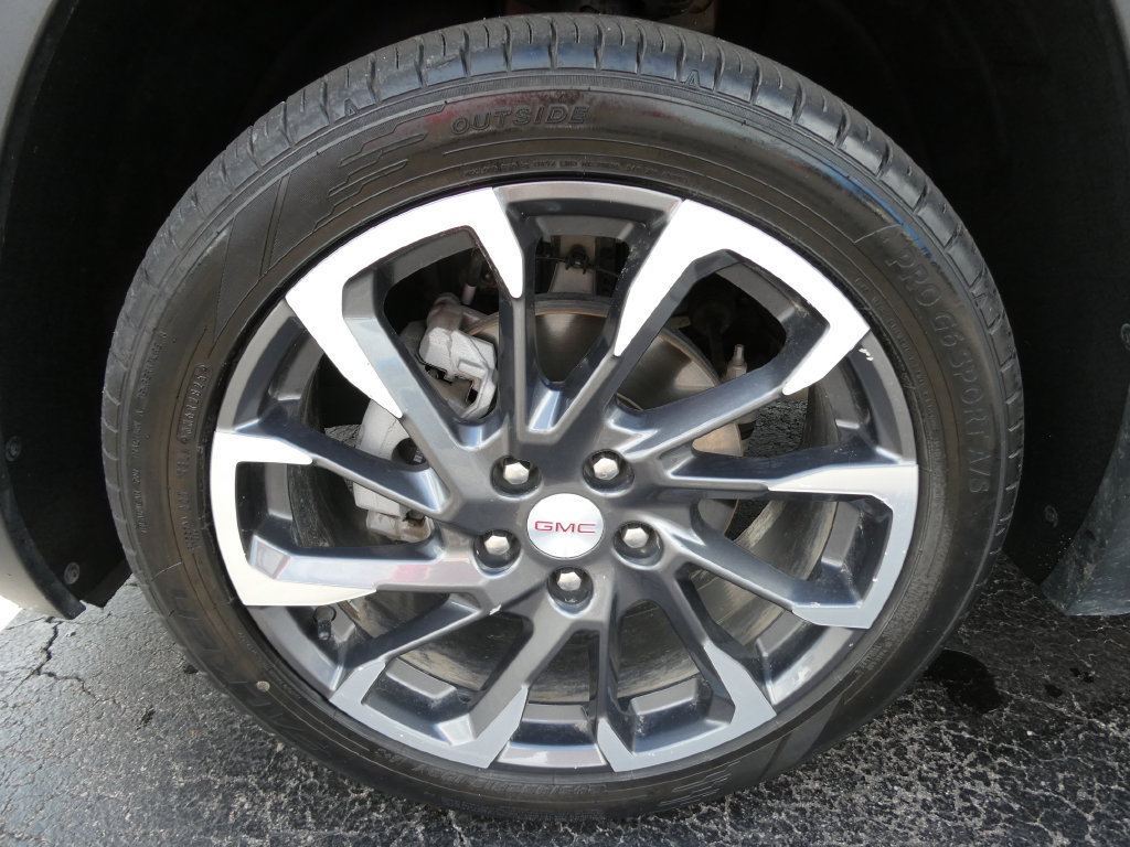 Certified 2022 GMC Terrain SLT AWD/4WD image 11