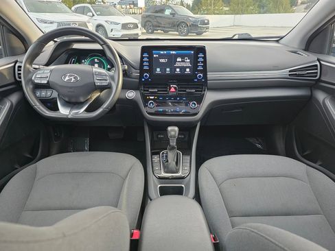 Used 2020 Hyundai Ioniq SEL image 20