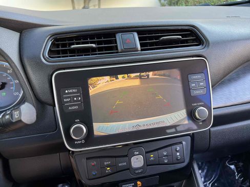 Used 2019 Nissan Leaf SV Plus w/ SV Plus Technology Package FWD image 50