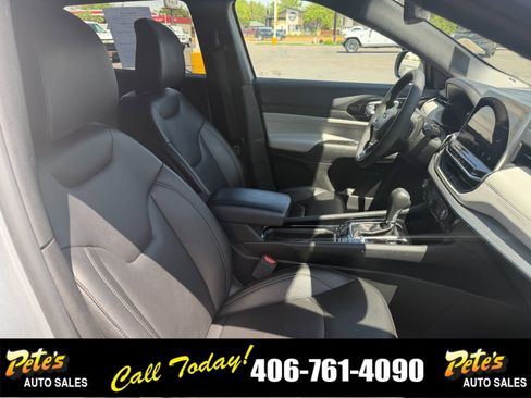 Used 2025 Jeep Compass Limited AWD/4WD image 13