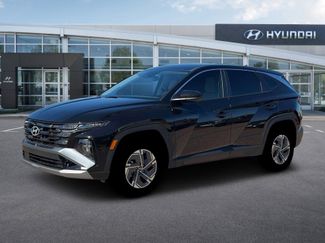 New 2026 Hyundai Tucson Blue SE video 2