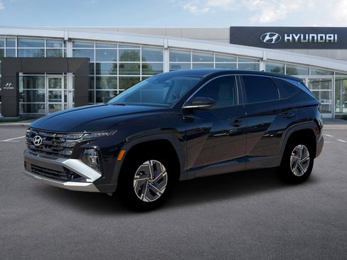 New 2026 Hyundai Tucson Blue SE image 2
