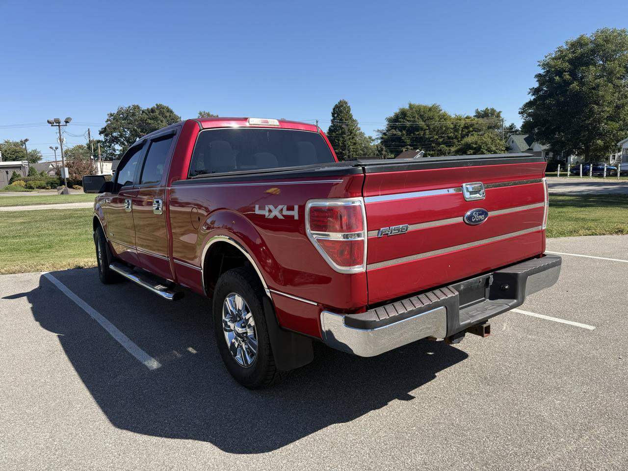 Used 2012 Ford F150 XLT w/ XLT Chrome Pkg AWD/4WD image 3