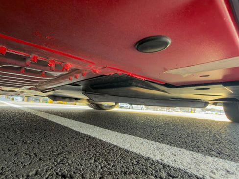 Used 2025 Ferrari SF90 Spider image 95