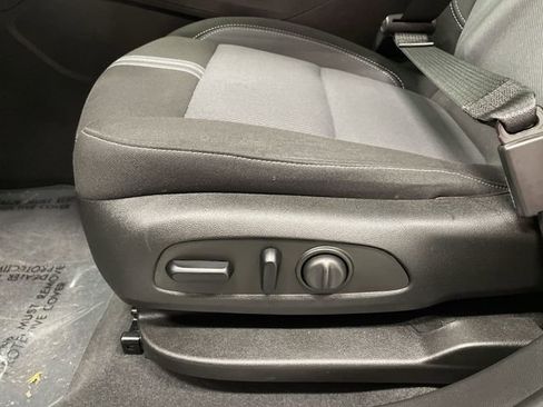 Certified 2023 Chevrolet Blazer LT w/ Convenience Package image 21