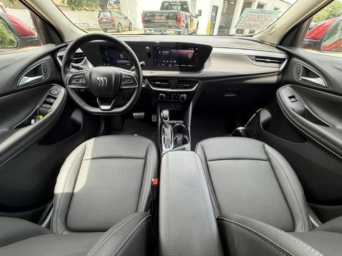 Used 2024 Buick Encore GX Sport Touring FWD image 20