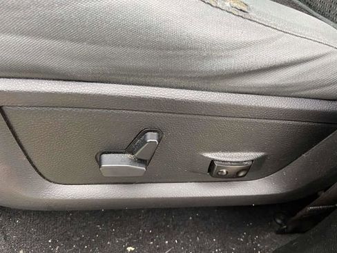 Used 2017 RAM 1500 Big Horn image 16