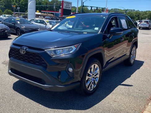 Used 2021 Toyota RAV4 XLE Premium FWD image 2