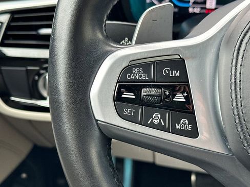 Used 2023 BMW 530e xDrive w/ Executive Package image 27