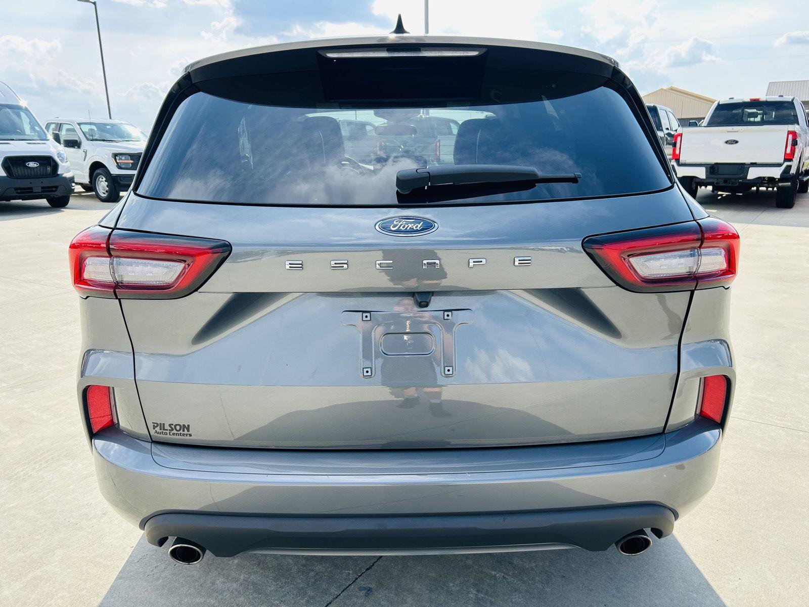 Used 2023 Ford Escape ST-Line FWD image 35
