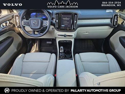 New 2026 Volvo XC40 B5 Ultra w/ Protection Package Premier image 8
