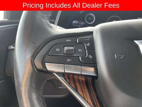 Used 2022 Cadillac Escalade Premium Luxury AWD/4WD image 32