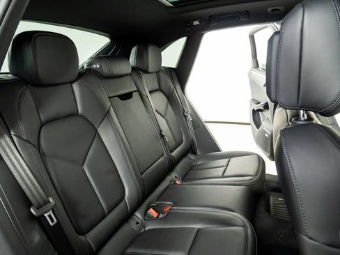 New 2026 Porsche Macan AWD/4WD image 23