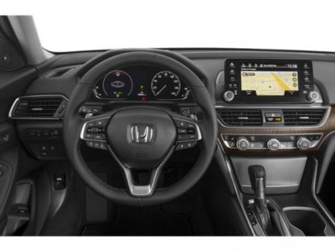 Used 2018 Honda Accord Touring image 7