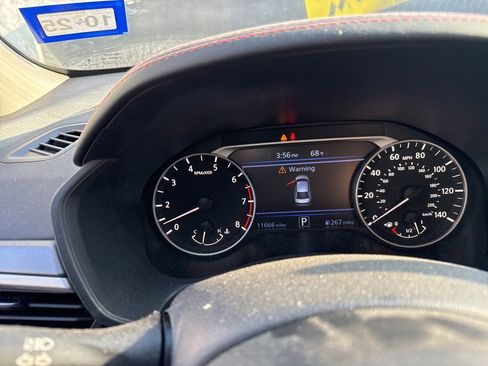 Certified 2024 Nissan Altima 2.5 SR image 6