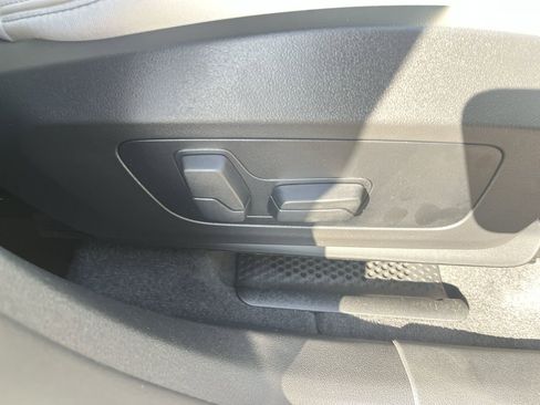 Used 2026 BMW X1 xDrive28i w/ Convenience Package image 38