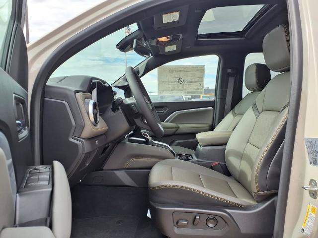 New 2026 Chevrolet Colorado ZR2 w/ Technology Package AWD/4WD image 15