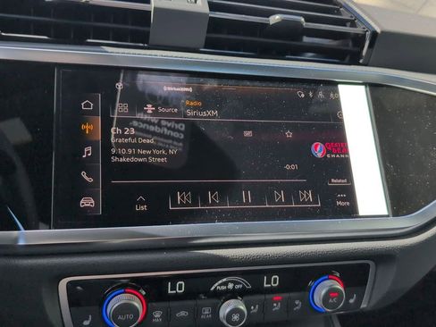 New 2025 Audi Q3 2.0T Premium image 4