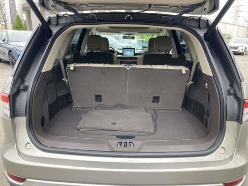 Used 2023 Lincoln Aviator Reserve w/ Equipment Group 201A image 15