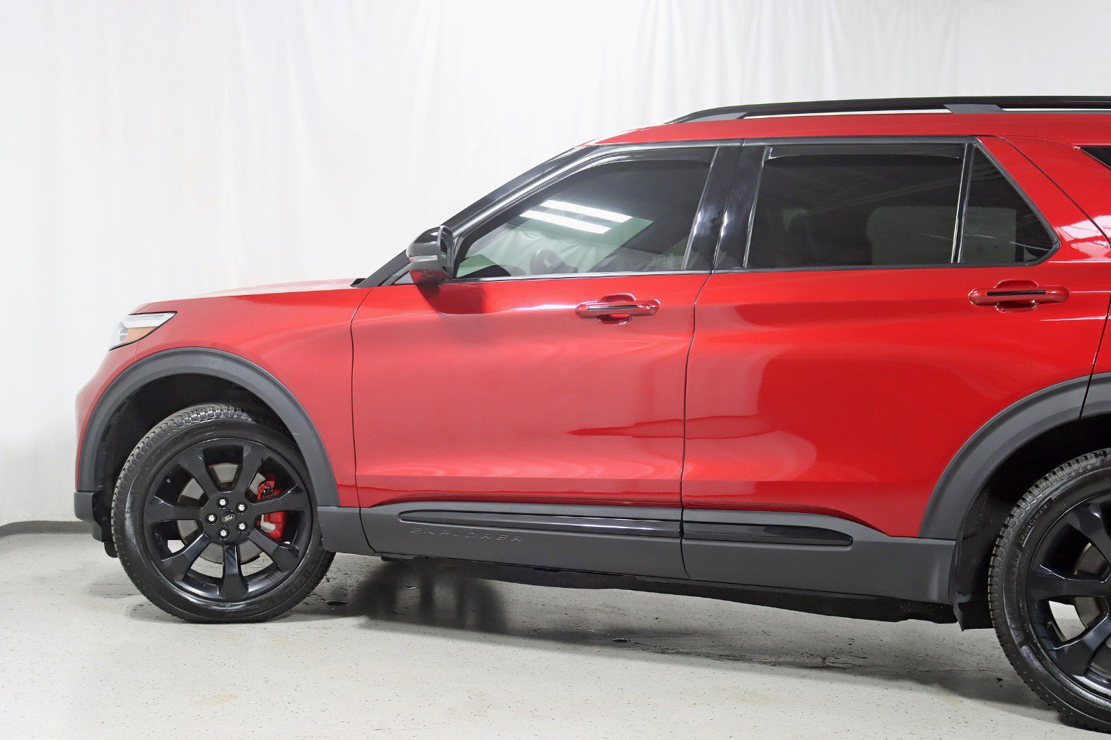 Used 2020 Ford Explorer ST w/ ST Street Pack AWD/4WD image 11