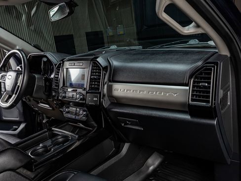 Used 2021 Ford F250 Lariat w/ Lariat Ultimate Package image 17