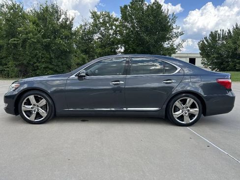 Used 2011 Lexus LS 460 w/ Luxury Value Edition RWD image 9