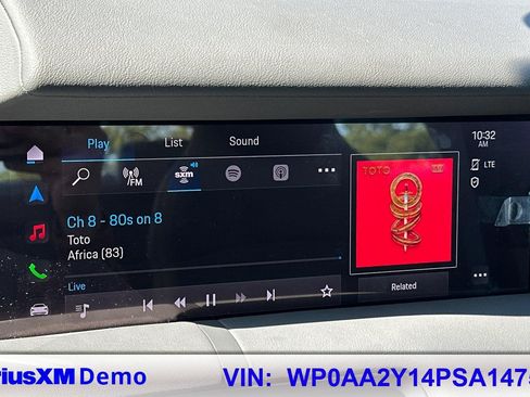 Used 2023 Porsche Taycan image 37