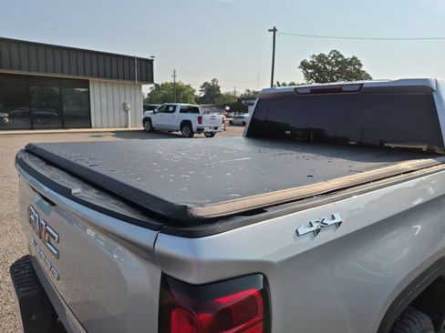 Certified 2022 GMC Sierra 1500 Elevation AWD/4WD image 35